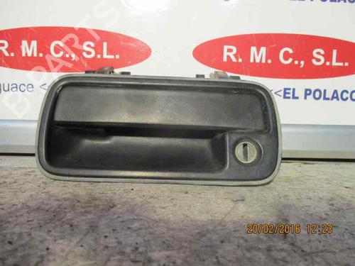 Used Front left exterior door handle SUZUKI VITARA (ET, TA, TD) 1.9 D All-wheel Drive (SE419TD) (75 hp) 17755096