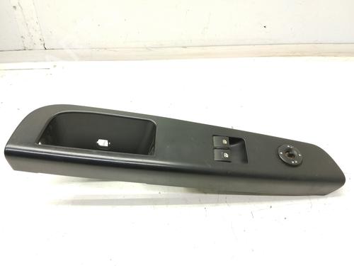 Used Left front window switch Left front window switch 37425756 37425756