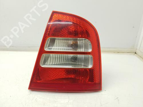 Used Right taillight SKODA OCTAVIA I (1U2) [1996-2010]  26034591