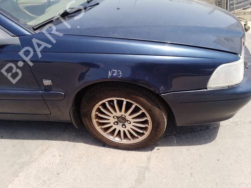 Right front fenders VOLVO C70 I Convertible (873) 2.4 T | BP29626696C42 