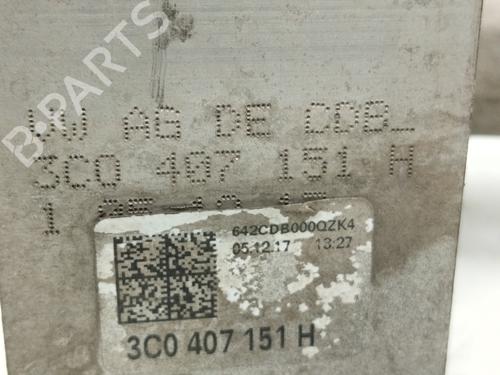 Right front suspension arm AUDI Q3 (8UB, 8UG)  | BP18698389M13