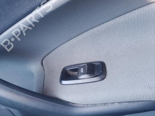 Used Right front window switch Right front window switch 35818589 35818589