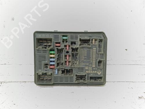 Used Fuse box Fuse box 38304937 38304937