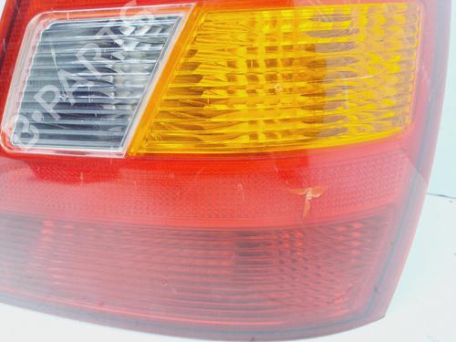 Right taillight HYUNDAI ELANTRA III Saloon (XD) 2.0 CRDi | BP15204146C35 
