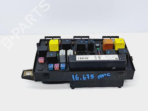 Zekeringkast OPEL ASTRA H (A04) [2004-2014]  13429737