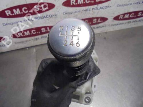 Gear lever TOYOTA RAV 4 III (_A3_) 2.2 D 4WD (ALA30_, ALA30R) | BP13424147M90 