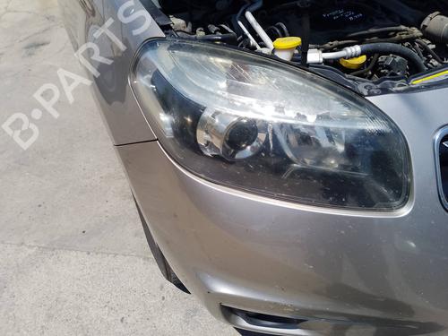 Used Right headlight RENAULT KOLEOS I (HY_) 2.0 dCi (HY0K) (150 hp) 31066629