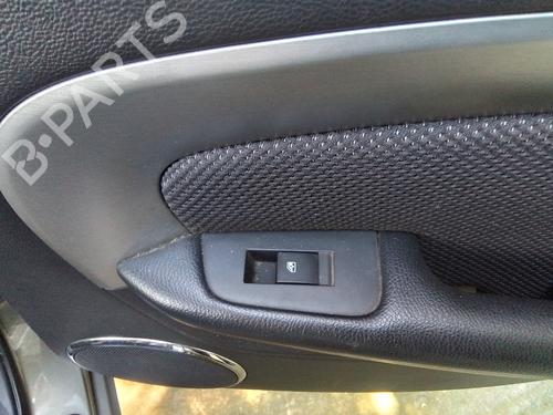 Used Right rear window switch Right rear window switch 35816341 35816341