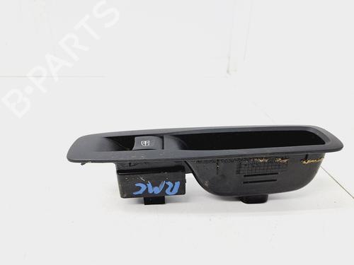 Venstre bagtil elrude kontakt Venstre bagtil elrude kontakt RENAULT MEGANE IV Grandtour (K9A/M/N_) 1.3 TCe 100 (K9N8) (102 hp) 35815912 35815912