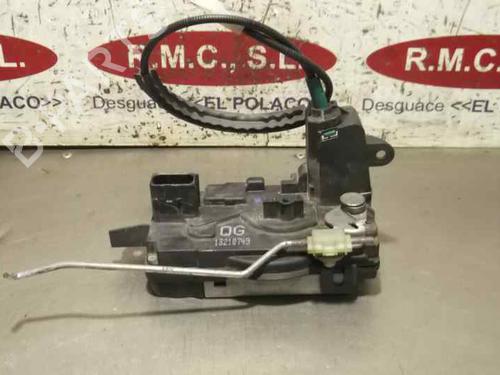 Used Rear right lock OPEL ZAFIRA / ZAFIRA FAMILY B (A05) [2005-2019]  13423632