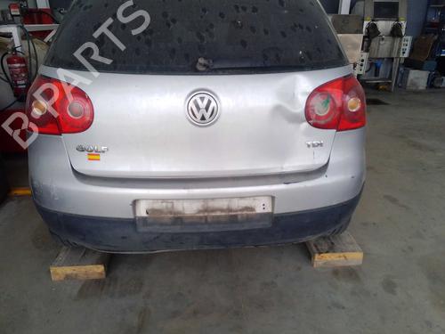 Bak støtfanger Bak støtfanger VW GOLF V (1K1) 1.9 TDI (105 hp) 39747452 39747452