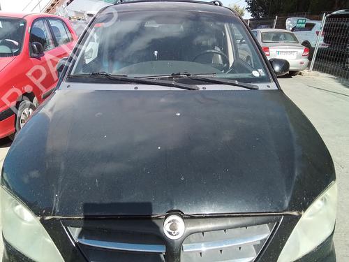 hood-ssangyong-rodius-i-2005-35816393 main image