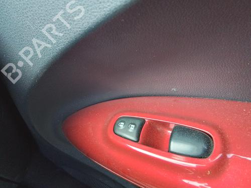 Right front window switch NISSAN JUKE (F15) 1.5 dCi | BP18433354I26 