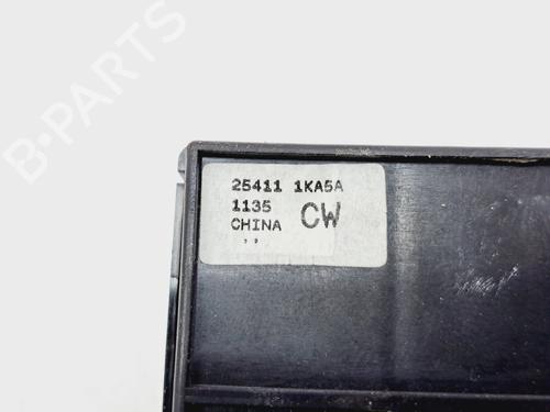 Right front window switch NISSAN JUKE (F15) 1.5 dCi | BP18433354I26 