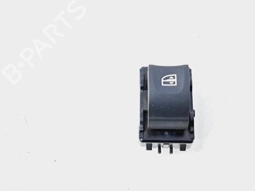 Used Right front window switch Right front window switch RENAULT MEGANE IV Grandtour (K9A/M/N_) 1.3 TCe 100 (K9N8) (102 hp) 35815910 35815910
