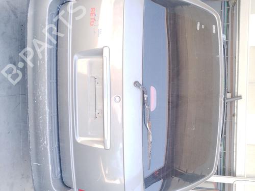 tailgate-kia-carnival-ii-gq-1999-2000-2001-2002-2003-2004-2005-2006-2007-36078222 main image