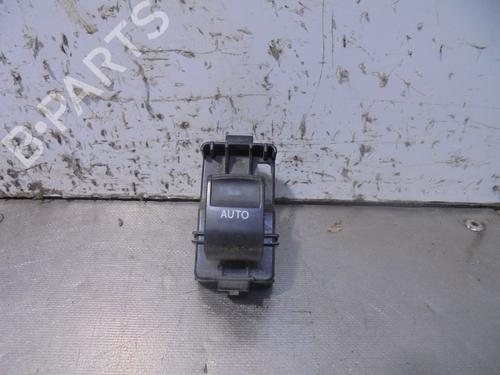 Used Right front window switch TOYOTA PRIUS PLUS (_W4_) 1.8 Hybrid (ZVW40W, ZVW41W) (136 hp) 13470032