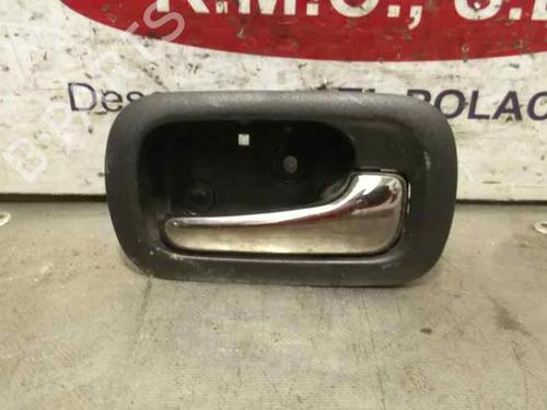 Used Rear right interior door handle Rear right interior door handle HONDA CR-V II (RD_) [2001-2007] 13423131 13423131
