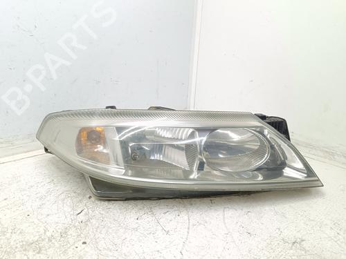 Phare droit RENAULT LAGUNA II (BG0/1_) 1.9 dCi (BG13) (125 hp) 32141599