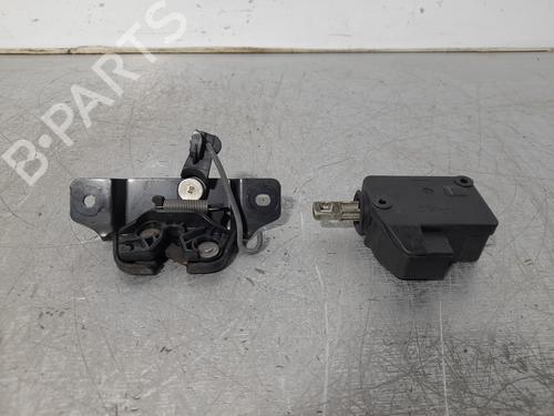 Used Tailgate lock PEUGEOT 406 (8B) 2.0 HDI 110 (109 hp) 24593704