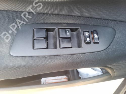 Used Left front window switch Left front window switch 35817290 35817290