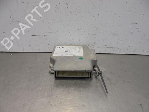 Airbag module KIA SORENTO I (JC) 2.5 CRDi 4WD (140 hp) 13424123