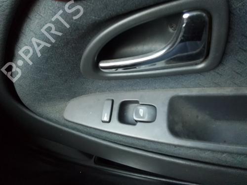 Used Right front window switch Right front window switch 35816070 35816070