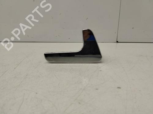 Used Front right interior door handle SEAT CORDOBA (6K1, 6K2) 1.4 i (60 hp) 19044215