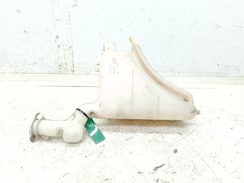 Ekpansionstank MITSUBISHI OUTLANDER III (GG_W, GF_W, ZJ, ZL, ZK) 2.2 Di-D (GF6W) (150 hp) 32320612