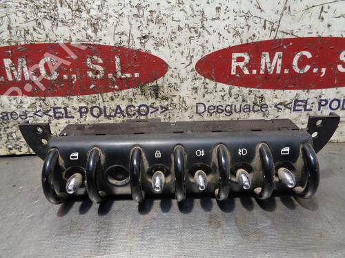 Used Left front window switch MINI MINI (R50, R53) One (90 hp) 13457321