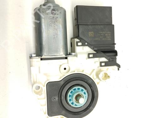 Used Right rear window motor VW TIGUAN (5N_) 2.0 TDI (110 hp) 16158447