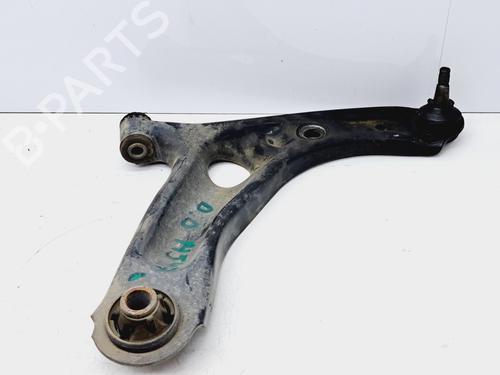 Used Right front suspension arm TOYOTA AYGO (_B1_) 1.0 (KGB10_, KGB10R) (68 hp) 13427553