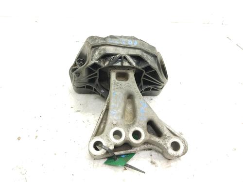 Used Engine mount PEUGEOT 208 I (CA_, CC_) 1.2 VTI 82 (82 hp) 26187746