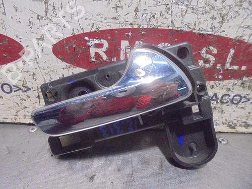 Used Front right interior door handle Front right interior door handle FIAT FREEMONT (345_) [2011-2026] 13425833 13425833