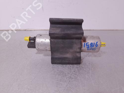 Used Fuel pump BMW 3 (E46) 320 d (150 hp) 19075907