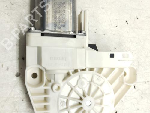 Right front window motor AUDI Q3 (8UB, 8UG)  | BP18505361E20 