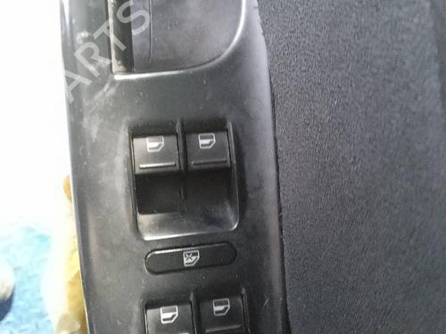 Used Left front window switch Left front window switch 35818368 35818368