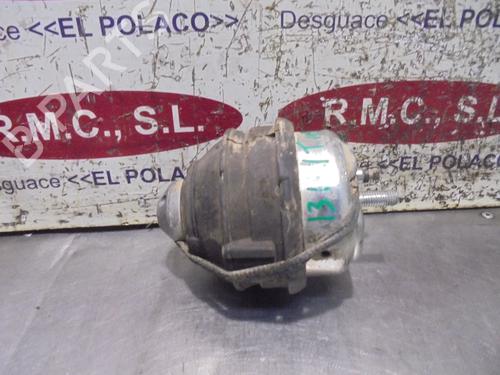 Used Engine mount Engine mount 13425999 13425999