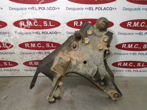 Used Right front suspension arm NISSAN TERRANO II (R20) 2.7 TDi 4WD (125 hp) 13460815