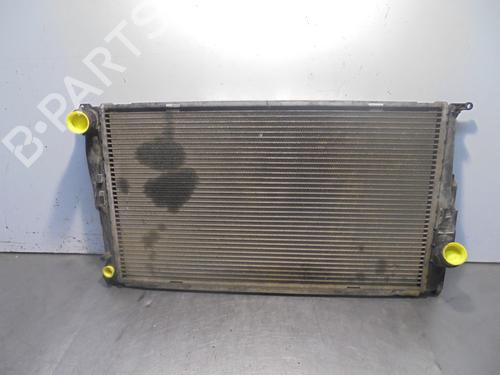 water-radiator-bmw-3-e90-320-d-779744902-2041240-2004-2005-2006-2007-2008-2009-2010-2011-2012-13426621 main image