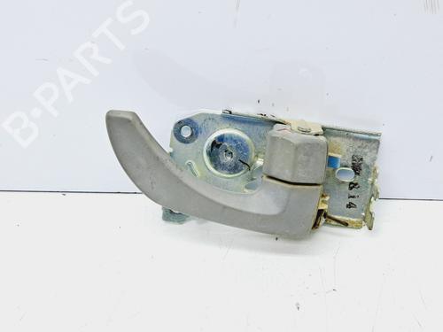 Used Front right interior door handle KIA SORENTO I (JC) 2.5 CRDi (170 hp) 13547923