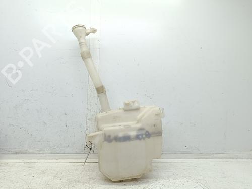 Used Windscreen washer tank MITSUBISHI OUTLANDER III (GG_W, GF_W, ZJ, ZL, ZK) 2.2 Di-D (GF6W) (150 hp) 31806054