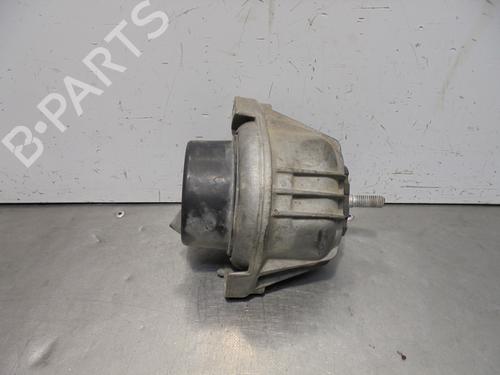 Used Engine mount BMW 3 (E90) 320 d (163 hp) 13426809