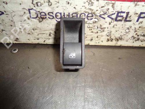 Used Right rear window switch Right rear window switch OPEL ASTRA H (A04) [2004-2014] 13424896 13424896