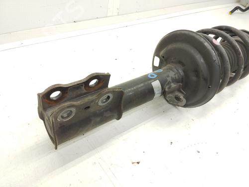 Right front shock absorber TOYOTA YARIS (_P13_) 1.5 Hybrid (NHP130_, NHP130) | BP19063408M17 