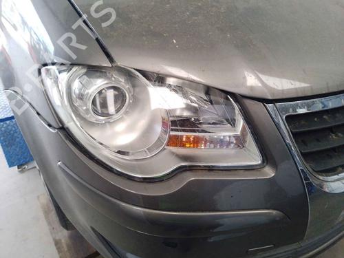 Used Right headlight Right headlight VW TOURAN (1T1, 1T2) 1.4 TSI (140 hp) 39713553 39713553