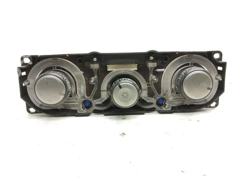 Used Climate control MITSUBISHI GRANDIS (NA_W) [2003-2011]  21684867