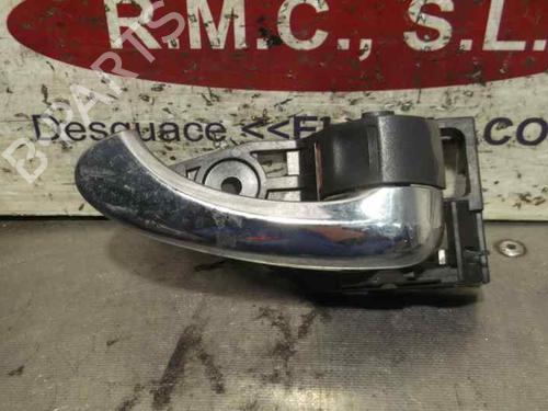 Used Rear right interior door handle TOYOTA RAV 4 III (_A3_) 2.2 D 4WD (ALA30_, ALA30R) (177 hp) 13454279