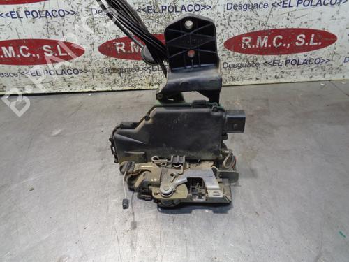 Høyre foran lås VW PASSAT B5.5 (3B3) 1.9 TDI | BP13461514C97 