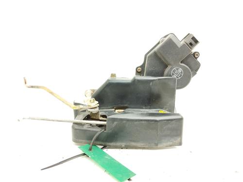 Used Front right lock KIA RIO I Hatchback (DC) [2000-2006]  24020563